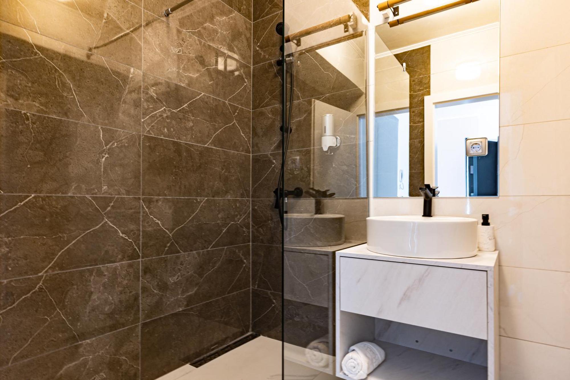 Tower Apartments Kolozsvár Kültér fotó